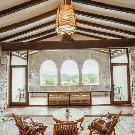 El Callis Country house *